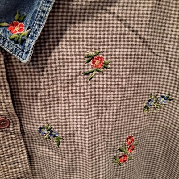 GRANDMA Chic Checkered with Flowers and a Denim Collar Button Up Size 18/20 - Picture 2 of 5